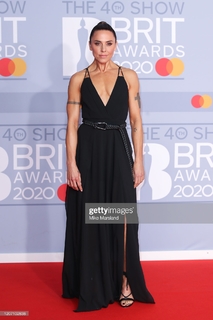 Melanie C feet photo thumbnail