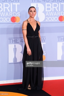 Melanie C feet photo thumbnail