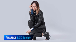 Melanie C feet photo thumbnail