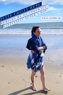 Melanie C feet photo thumbnail