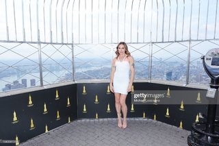 Melanie C feet photo thumbnail