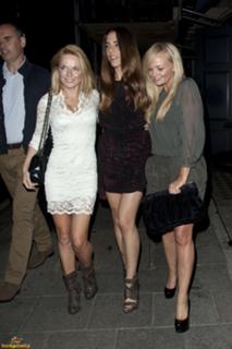 Melanie C feet photo thumbnail