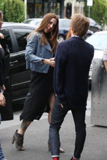Melanie C feet photo thumbnail