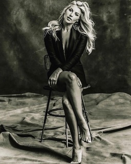 Melanie Collins feet photo 18