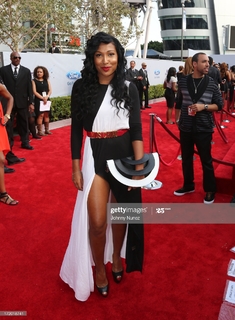 Melanie Fiona feet photo 8