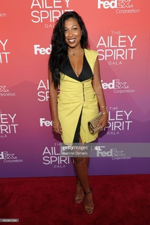 Melanie Fiona feet photo 2