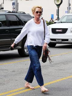 Melanie Griffith feet photo thumbnail