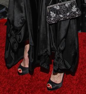 Melanie Griffith feet photo thumbnail