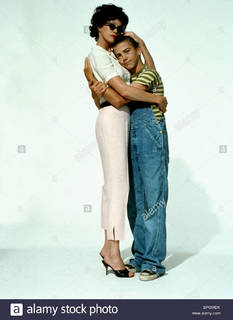 Melanie Griffith feet photo thumbnail