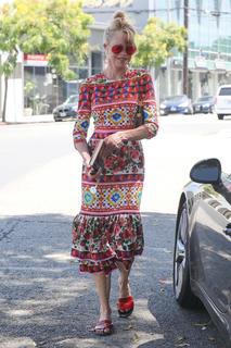 Melanie Griffith feet photo thumbnail