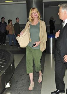 Melanie Griffith feet photo thumbnail