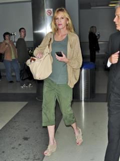 Melanie Griffith feet photo thumbnail