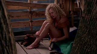 Melanie Griffith feet photo thumbnail