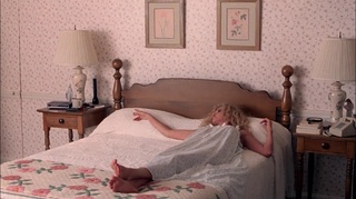 Melanie Griffith feet photo thumbnail