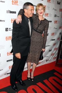 Melanie Griffith feet photo thumbnail