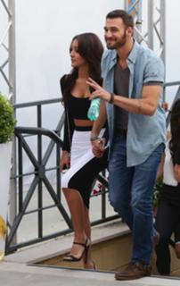 Melanie Iglesias feet photo thumbnail