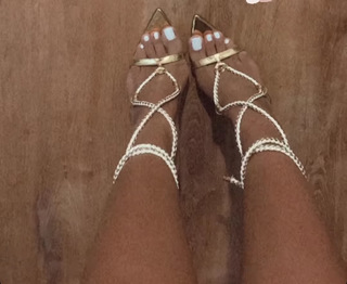 Melanie Iglesias feet photo thumbnail