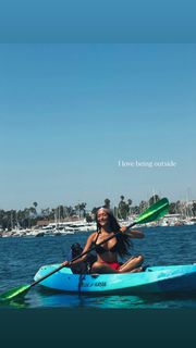 Melanie Iglesias feet photo 1
