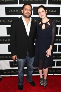 Melanie Lynskey feet photo thumbnail