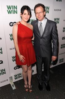 Melanie Lynskey feet photo thumbnail