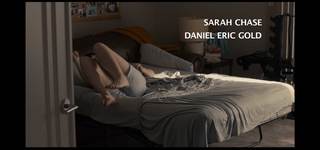Melanie Lynskey feet photo thumbnail