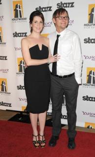 Melanie Lynskey feet photo thumbnail