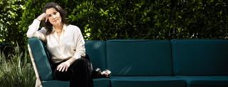 Melanie Lynskey feet photo thumbnail