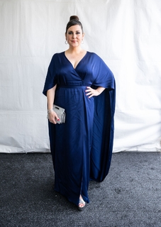 Melanie Lynskey feet photo thumbnail