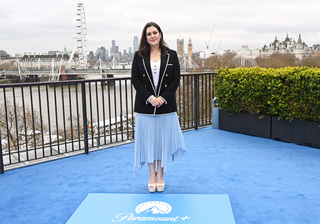 Melanie Lynskey feet photo thumbnail