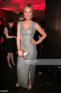 Melanie Marschke feet photo thumbnail