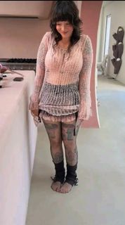 Melanie Martinez feet photo thumbnail