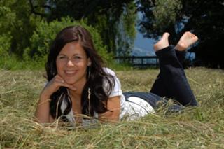 Melanie Oesch feet photo 1