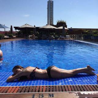 Melanie Pavola feet photo 19