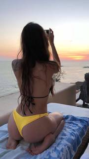 Melanie Pavola feet photo 19