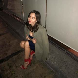Melanie Pavola feet photo 4