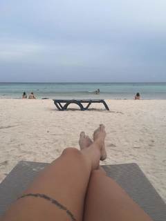 Melanie Pavola feet photo 10