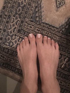 Melanie Pavola feet photo 20