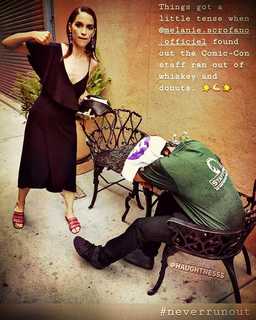 Melanie Scrofano feet photo thumbnail