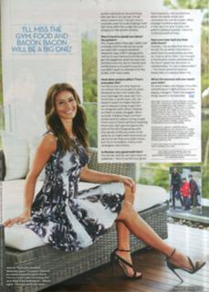 Melanie Sykes feet photo thumbnail