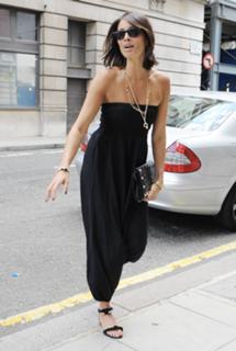Melanie Sykes feet photo thumbnail
