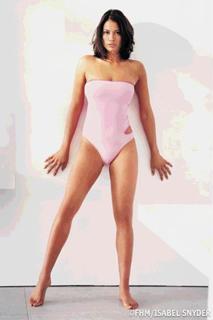 Melanie Sykes feet photo thumbnail