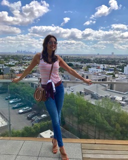 Melanie Sykes feet photo thumbnail