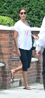 Melanie Sykes feet photo thumbnail
