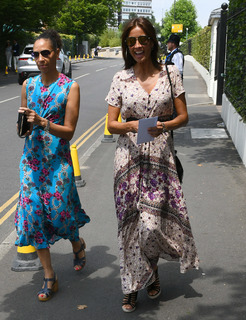 Melanie Sykes feet photo thumbnail
