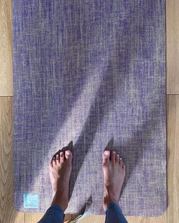 Melanie Sykes feet photo thumbnail