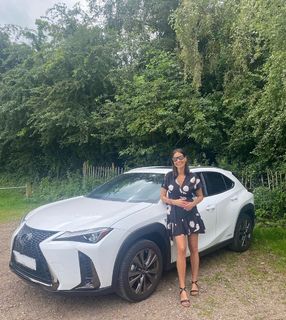 Melanie Sykes feet photo thumbnail