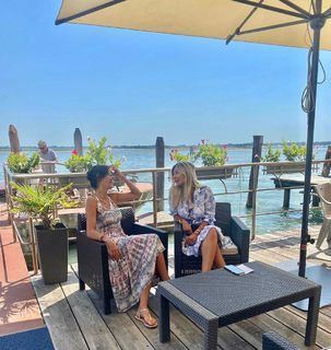 Melanie Sykes feet photo thumbnail