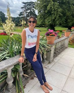 Melanie Sykes feet photo thumbnail
