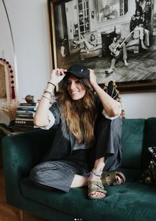Melanie Winiger feet photo 3