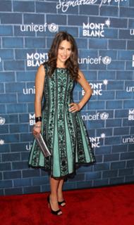 Melia Kreiling feet photo 3